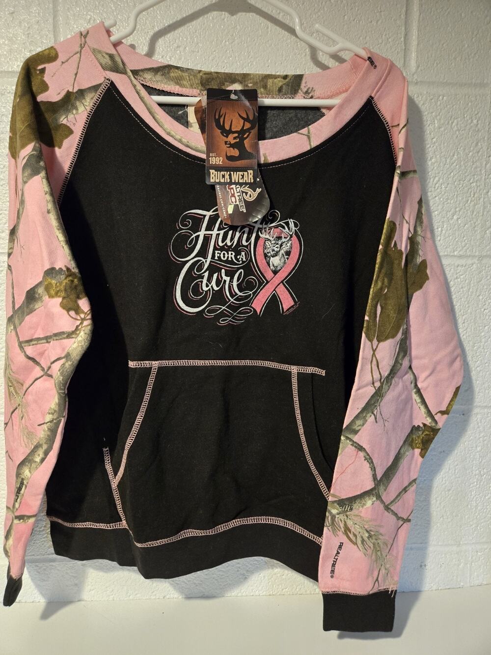 Buck Wear Womens Sweatshirt Pink Camo Size M New With Tags